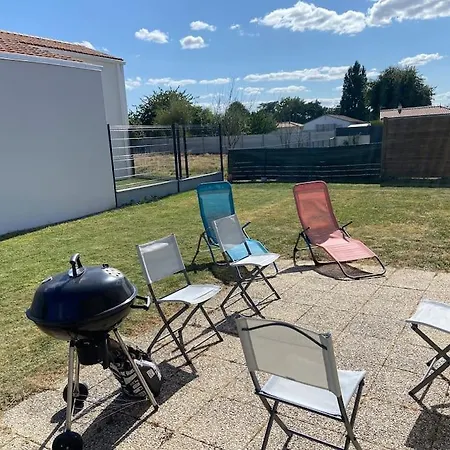 Holiday home Coeur Bocage Vendeen 16 Km Du Puy Du Fou Les Landes-Genusson