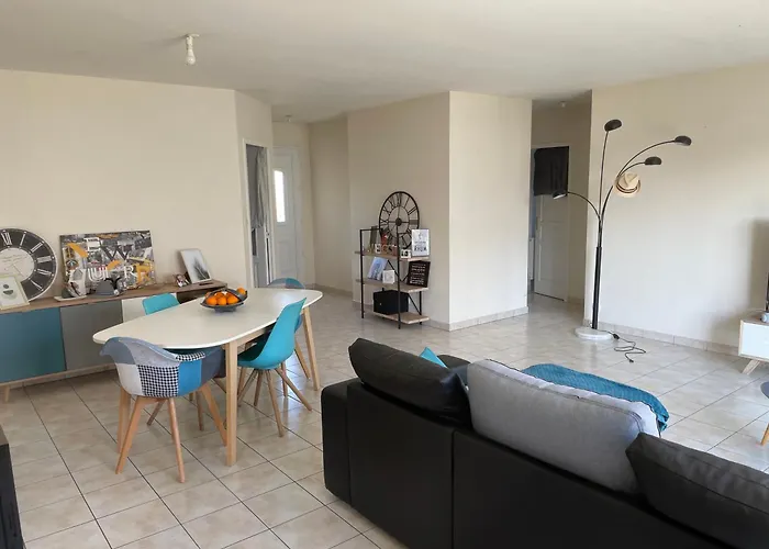 Semesterbostad Coeur Bocage Vendeen 16 Km Du Puy Du Fou *